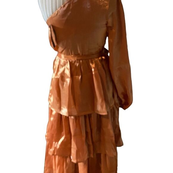 Lulus size small lines semi formal dress new with tags paid 109 great deal - Picture 2 of 3